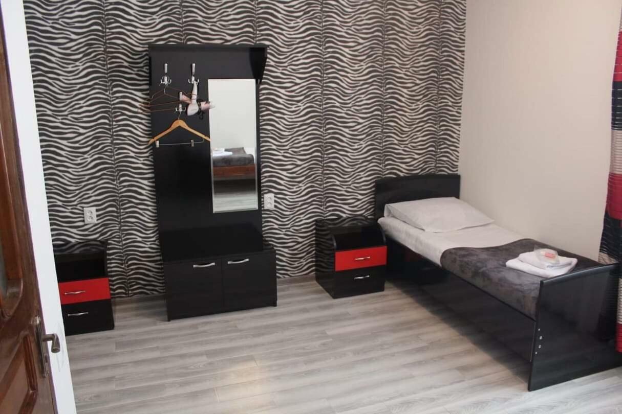 Apartment Jorjo Местія Екстер'єр фото
